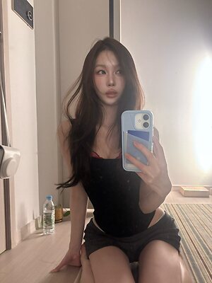 0on.mush leaked photo #4