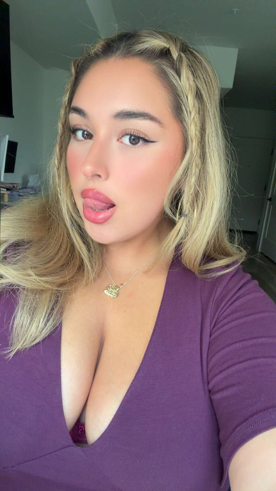 11espi_ leaked photo #3