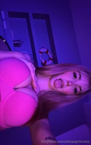 1lolita__ leaked photo #5