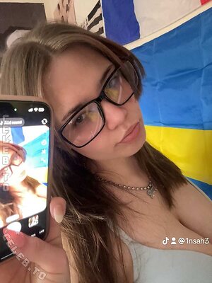 1nsah3 Nude Leaked Photo #17