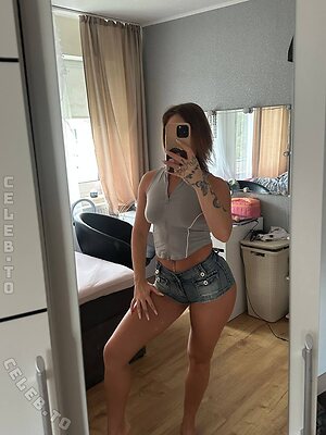 1tskimmyxo Nude Leaked Photo #38