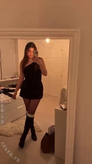 26jarla Nude Leaked Photo #11