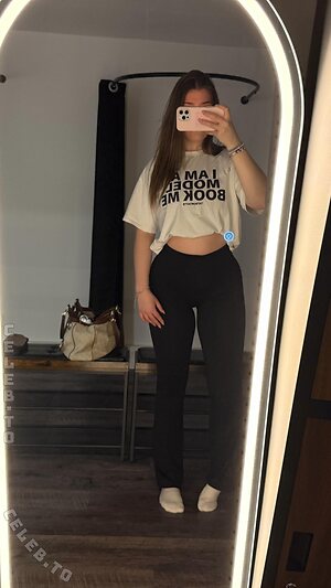 26jarla Nude Leaked Photo #25
