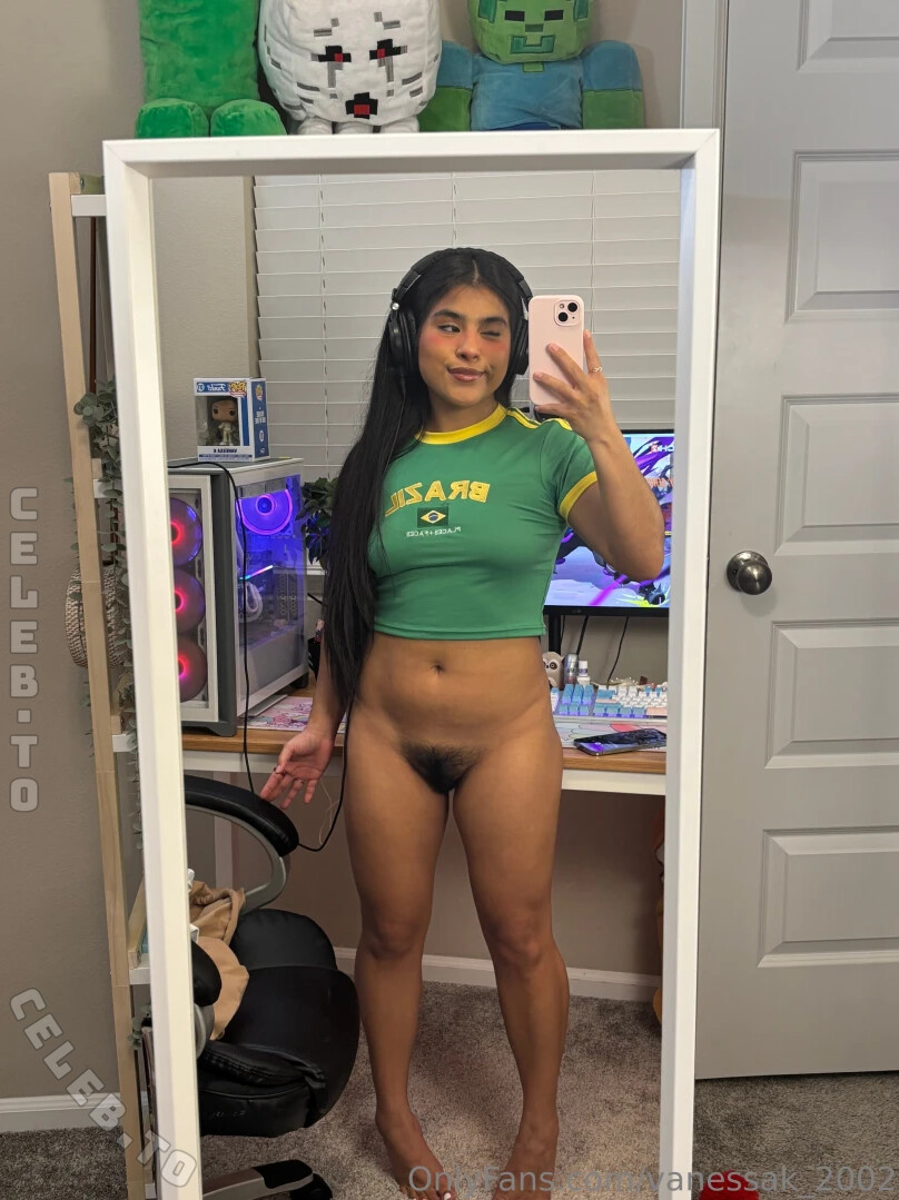 444vanessa (444vanessa / 444vanessak / vanessak_2002 / iitmythrowaway / user/iitmythrowaway) Nude Leaked Photo #5