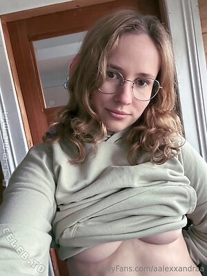 Aalexandrawbr Nude Leaked Photo #4