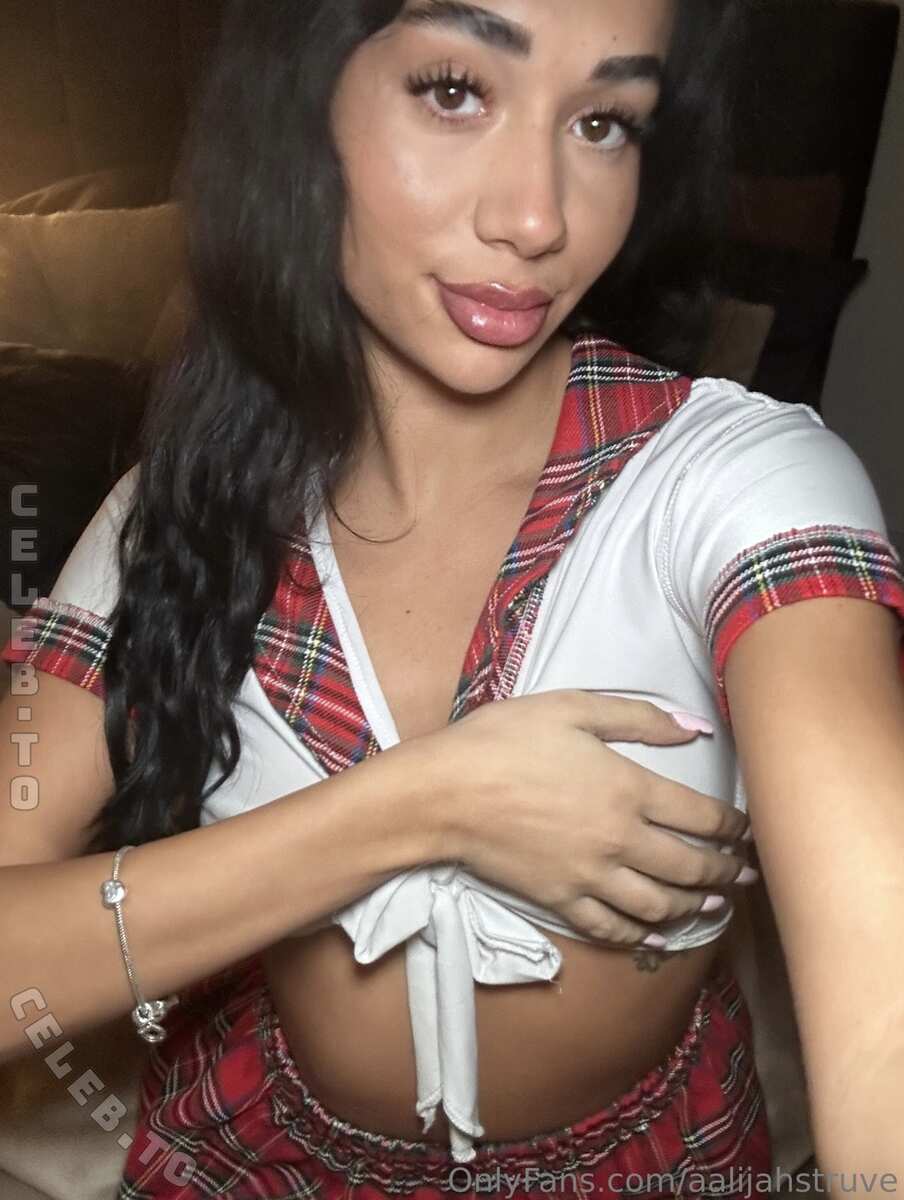 Aaliyah Struve (Aaliyah Struve / aalijahstruvee / aalijahstruve) Nude Leaked Photo #17