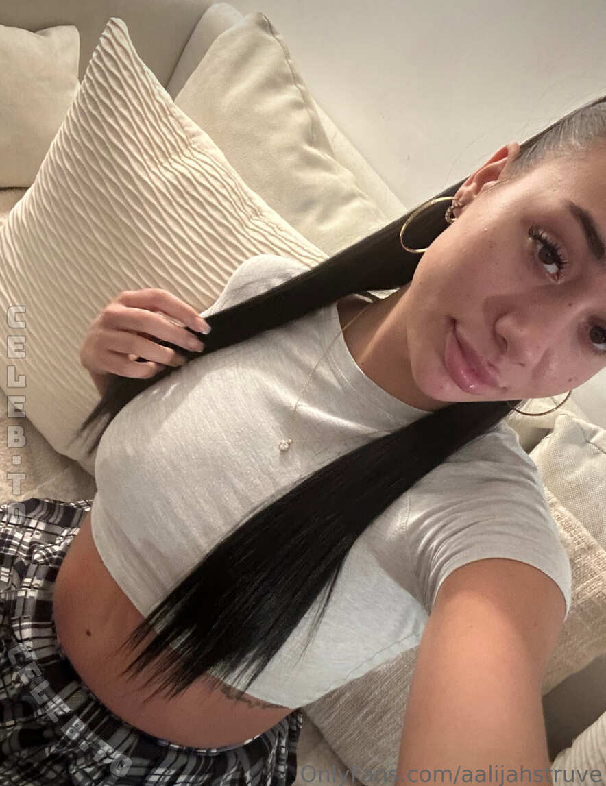 Aaliyah Struve (Aaliyah Struve / aalijahstruvee / aalijahstruve) Nude Leaked Photo #28