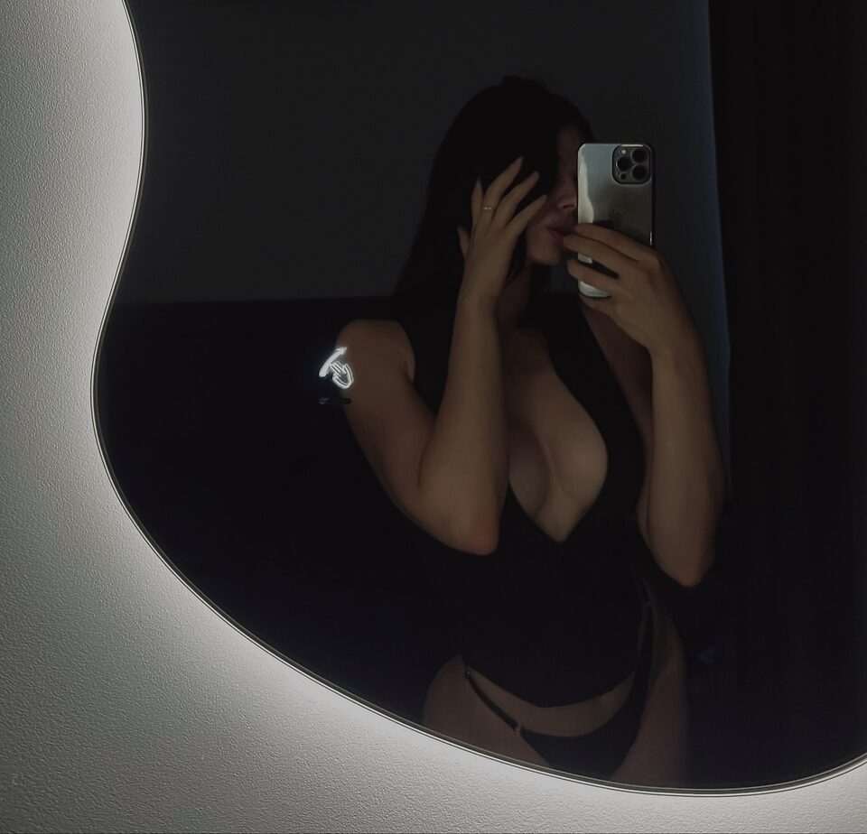 Aarrigato leaked photo #3