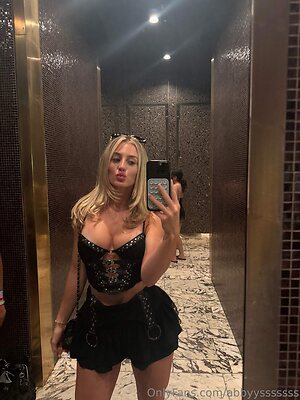 Abbagail leaked photo #2