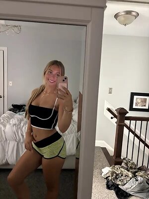 Abby Champ leaked photo #68