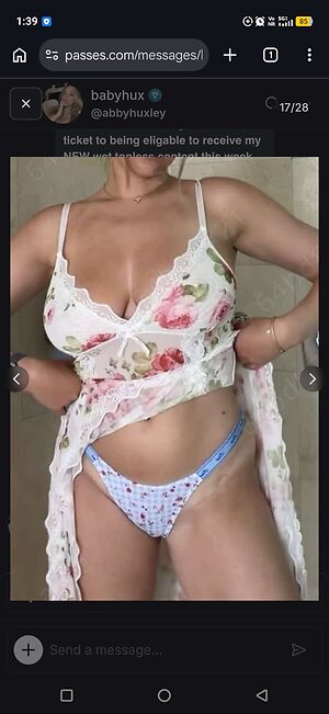 Abby Huxley leaked photo #11