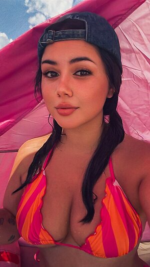 Abby Rose leaked photo #3