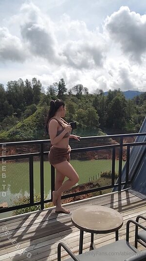 abieowen Nude Leaked Photo #2