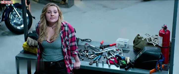 Abigail Breslin leaked photo #13