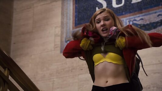 Abigail Breslin leaked photo #14