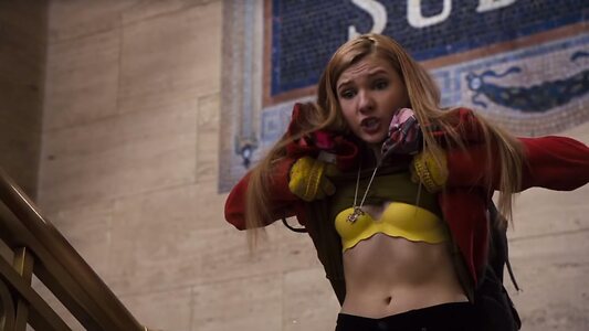 Abigail Breslin leaked photo #15
