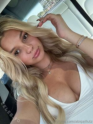 Abigail Lutz photo