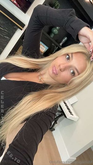 Abigail Lutz photo