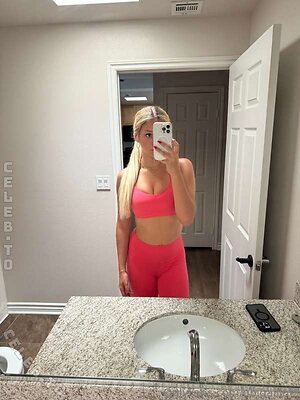 Abigail Lutz photo