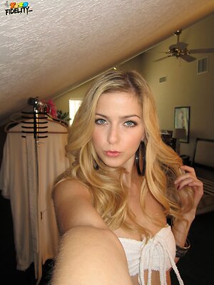 Abigaile Johnson leaked photo #57