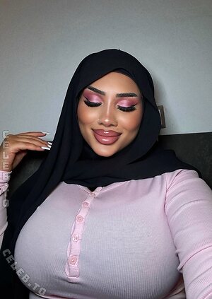 abir.zrk Nude Leaked Photo #7