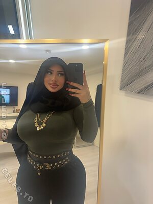 abir.zrk Nude Leaked Photo #18