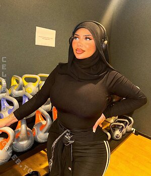 abir.zrk Nude Leaked Photo #22