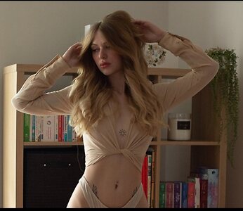 Abregesoeur Nude Leaked Photo #2