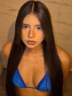 Abril Rosita leaked photo #3