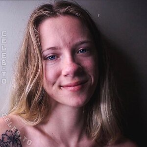 acaciaeileen leaked photo #3