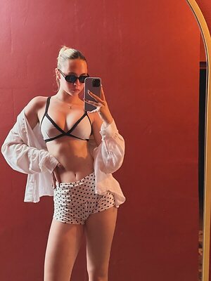 Ada Adanır leaked photo #23