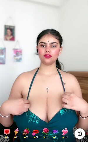 Adaa leaked photo #6