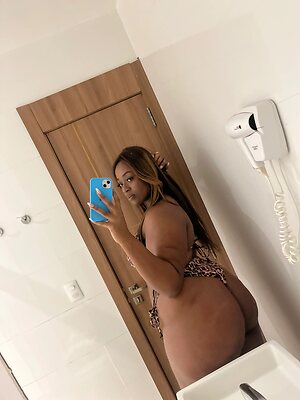 Adaobi Chaves leaked photo #11