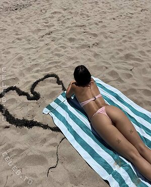 Addison Rae Nude Leaked Photo #19