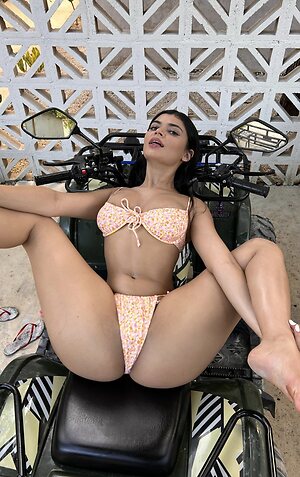 Adela Guerra leaked photo #10