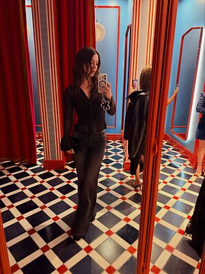 Adelaide Kane leaked photo #30