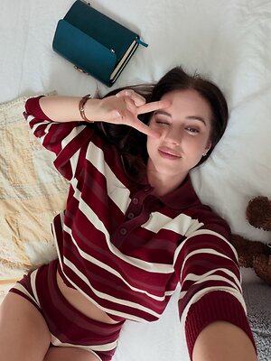 Adelaide Kane leaked photo #32