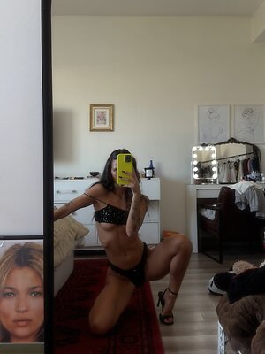 Adelia Clark leaked photo #129