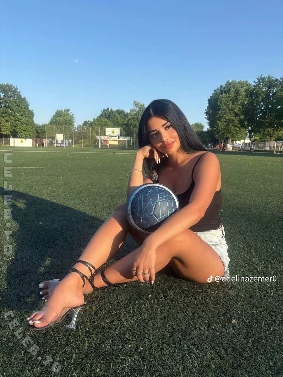 Adelina Hyseni photo