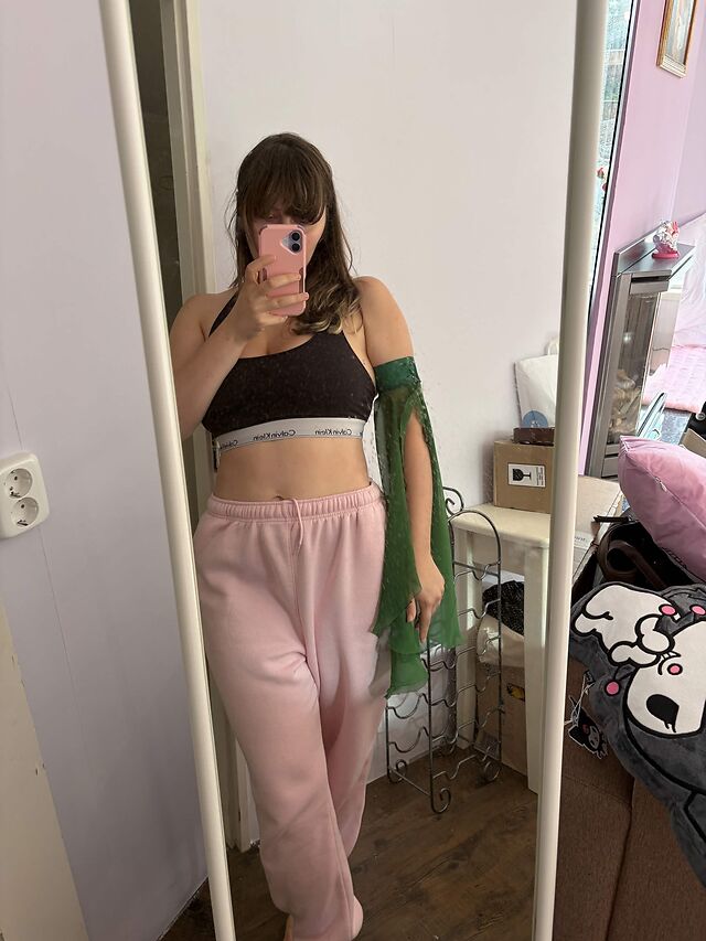 Adia leaked photos