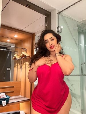 Aditi Mistry leaked photo #64