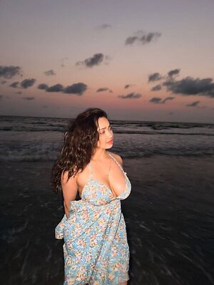 Aditi Mistry leaked photo #114