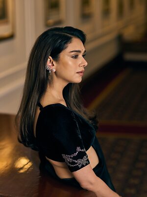 Aditi Rao Hydari Nude Leaked Photo #11