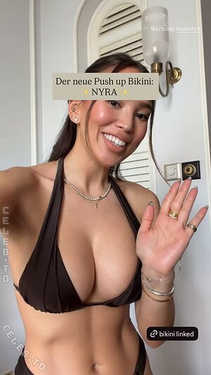 Adorable Caro Nude Leaked Photo #26