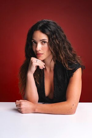 Adria Arjona