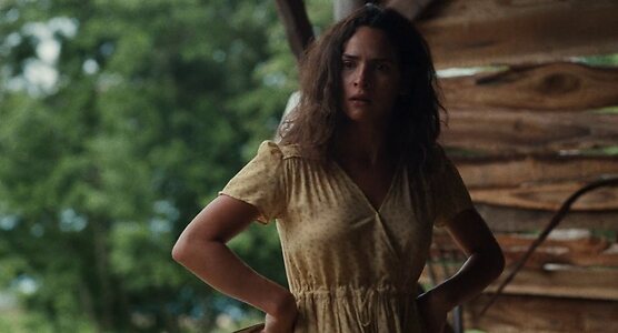 Adria Arjona leaked photo #20