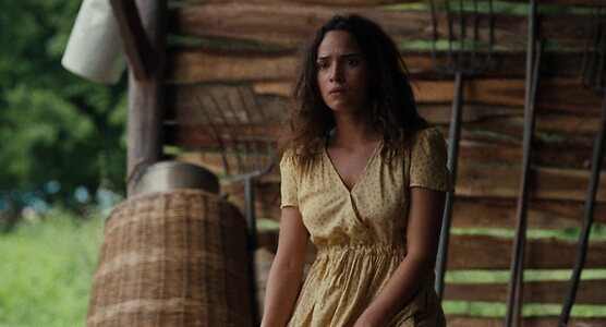 Adria Arjona leaked photo #21