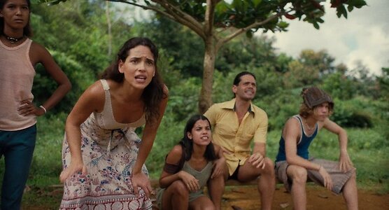 Adria Arjona leaked photo #24