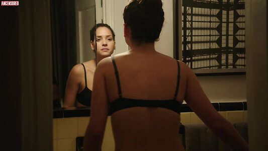Adria Arjona leaked photo #114