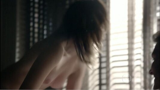 Adriana Birolli leaked photo #10